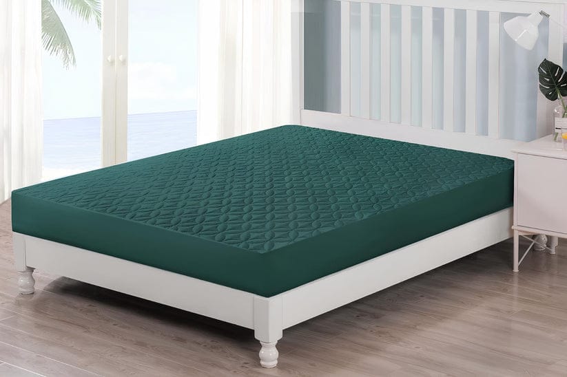 Soft Cotton Quilted 100% Waterproof Fitted Mattress Protector (Green).
